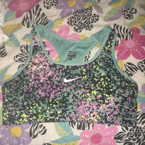 Nike Pro Sports Bra